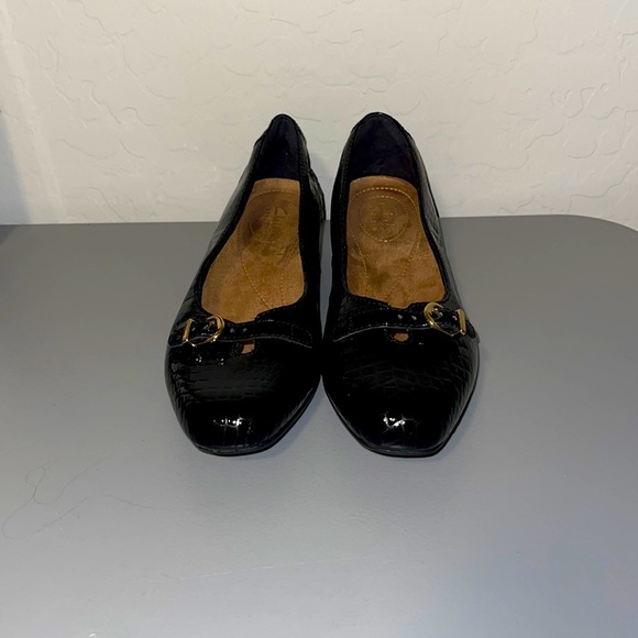 Clarks Shoes - Clarks Artisan Loafer Black Crocodile patent leather with gold buckled